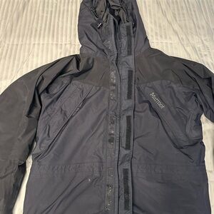 Marmot Men’s Black Hooded Ski & Snowboard Jacket